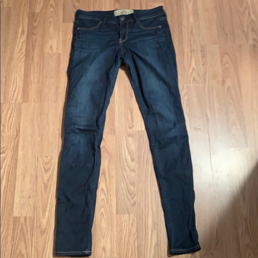 Blue skinny jeans